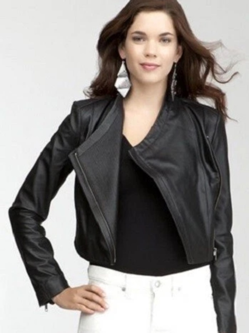 NEW Bebe black 100% Genuine Leather jacket zipper stitch crop top XS sexy coat